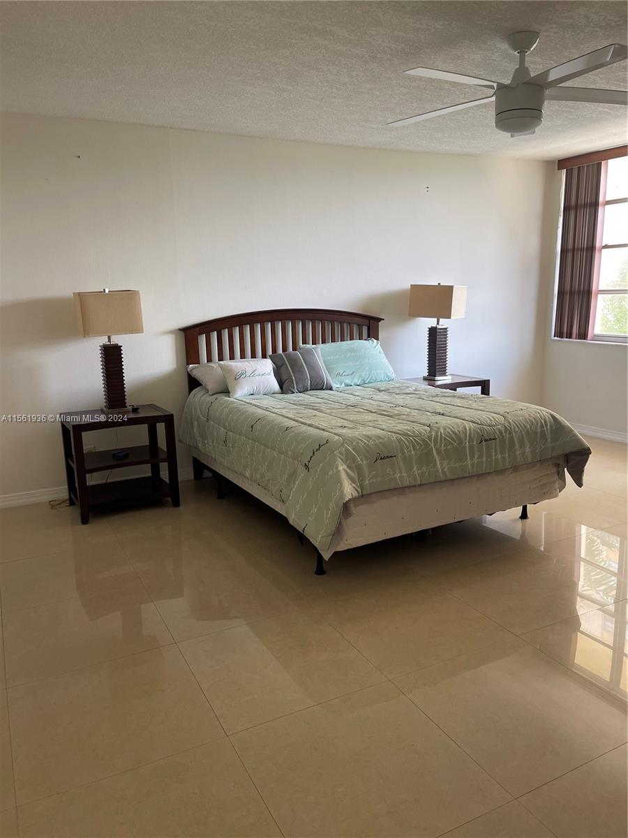 1817 S Ocean Dr 221, Hallandale Beach, Florida 33009, 2 Bedrooms Bedrooms, ,2 BathroomsBathrooms,Residential,For Sale,1817 S Ocean Dr 221,A11561936
