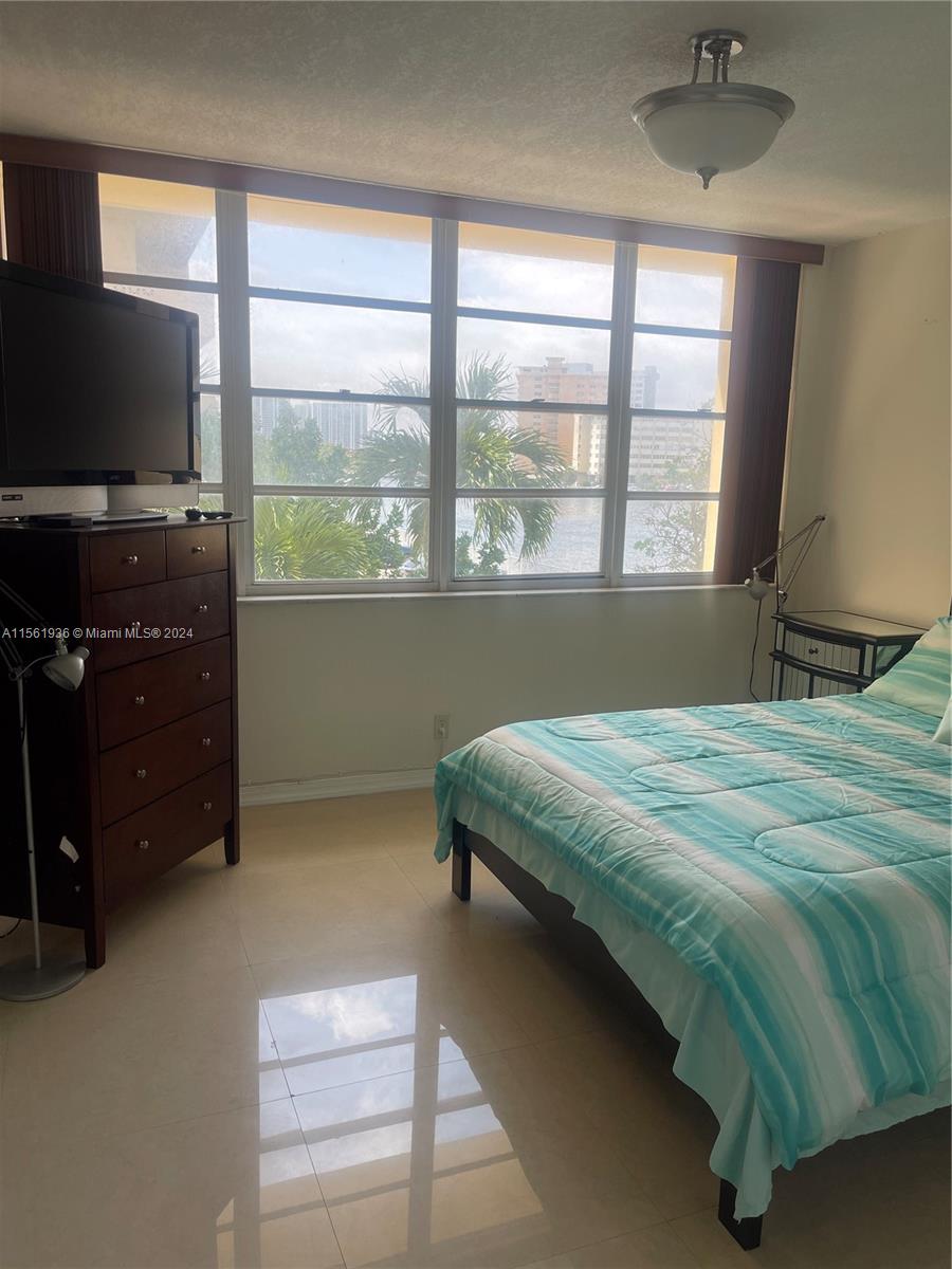 1817 S Ocean Dr 221, Hallandale Beach, Florida 33009, 2 Bedrooms Bedrooms, ,2 BathroomsBathrooms,Residential,For Sale,1817 S Ocean Dr 221,A11561936