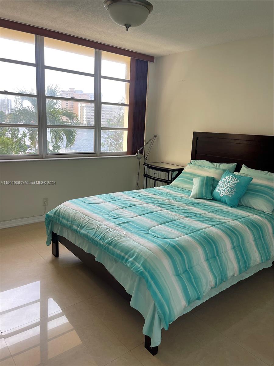 1817 S Ocean Dr 221, Hallandale Beach, Florida 33009, 2 Bedrooms Bedrooms, ,2 BathroomsBathrooms,Residential,For Sale,1817 S Ocean Dr 221,A11561936