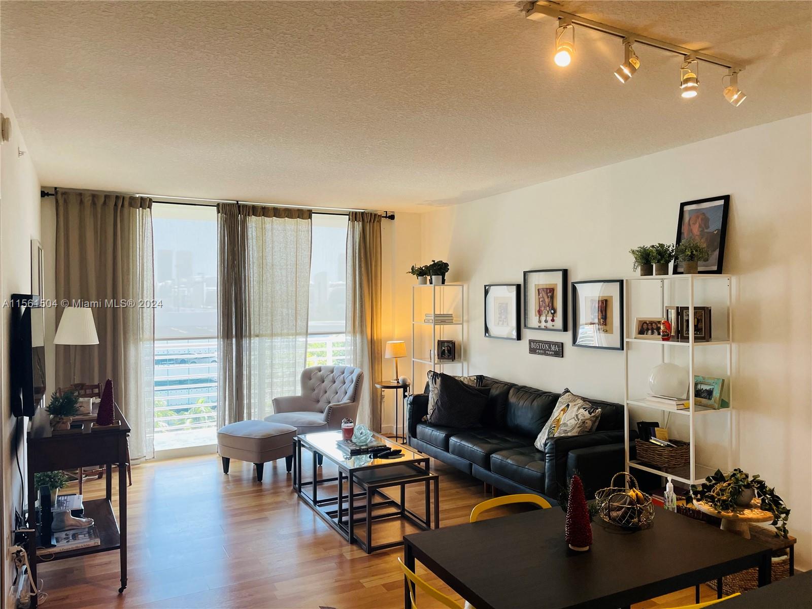 18800 NE 29th Ave 807, Aventura, Florida 33180, 1 Bedroom Bedrooms, ,1 BathroomBathrooms,Residentiallease,For Rent,18800 NE 29th Ave 807,A11561504