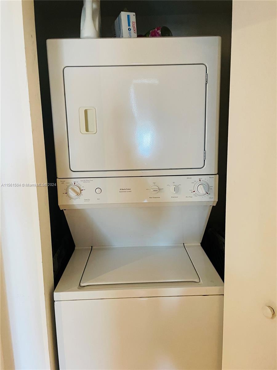 18800 NE 29th Ave 807, Aventura, Florida 33180, 1 Bedroom Bedrooms, ,1 BathroomBathrooms,Residentiallease,For Rent,18800 NE 29th Ave 807,A11561504