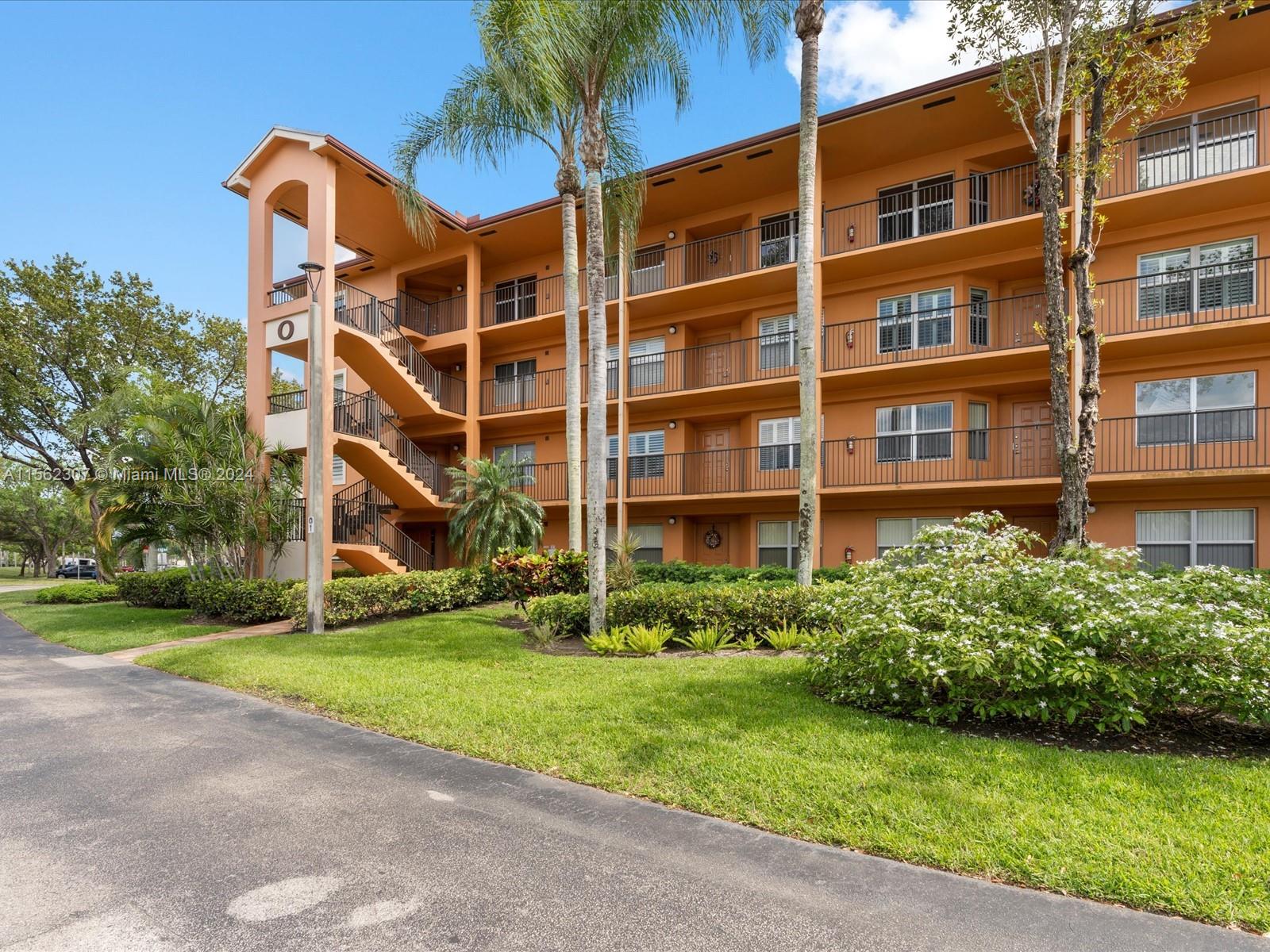 571 SW 142nd Ave #101O For Sale A11562307, FL