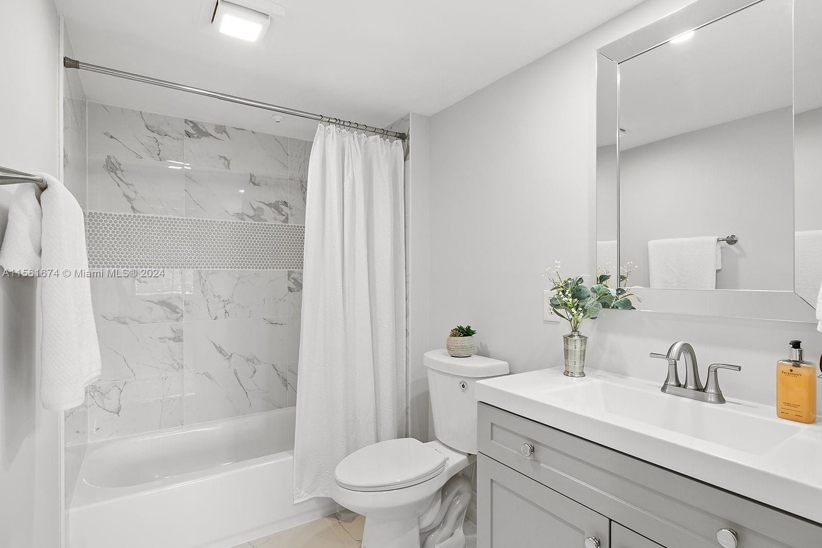 1351 SW 141st Ave 210G, Pembroke Pines, Florida 33027, 2 Bedrooms Bedrooms, ,2 BathroomsBathrooms,Residential,For Sale,1351 SW 141st Ave 210G,A11561674