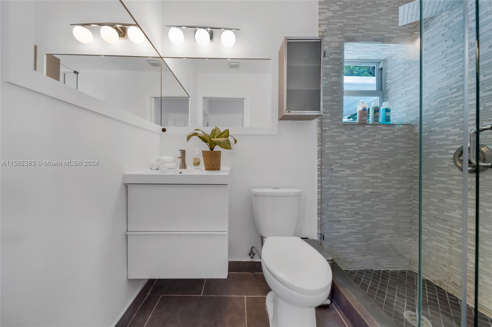 260 NE 48th Ter N/A, Miami, Florida 33137, 4 Bedrooms Bedrooms, ,2 BathroomsBathrooms,Residentiallease,For Rent,260 NE 48th Ter N/A,A11562383