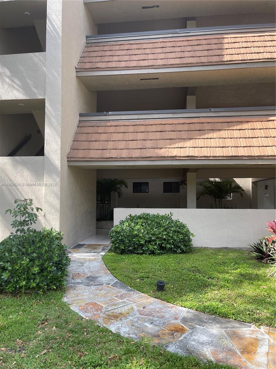 471 Ives Dairy Rd 101-3C, Miami, Florida 33179, 2 Bedrooms Bedrooms, ,2 BathroomsBathrooms,Residentiallease,For Rent,471 Ives Dairy Rd 101-3C,A11559626