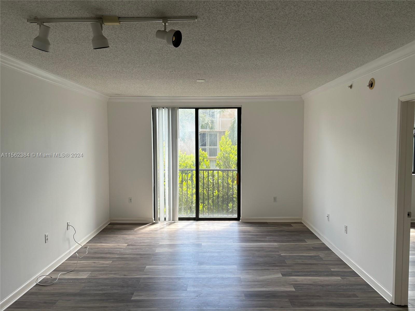 1919 Van Buren St 413A, Hollywood, Florida 33020, 1 Bedroom Bedrooms, ,1 BathroomBathrooms,Residentiallease,For Rent,1919 Van Buren St 413A,A11562384