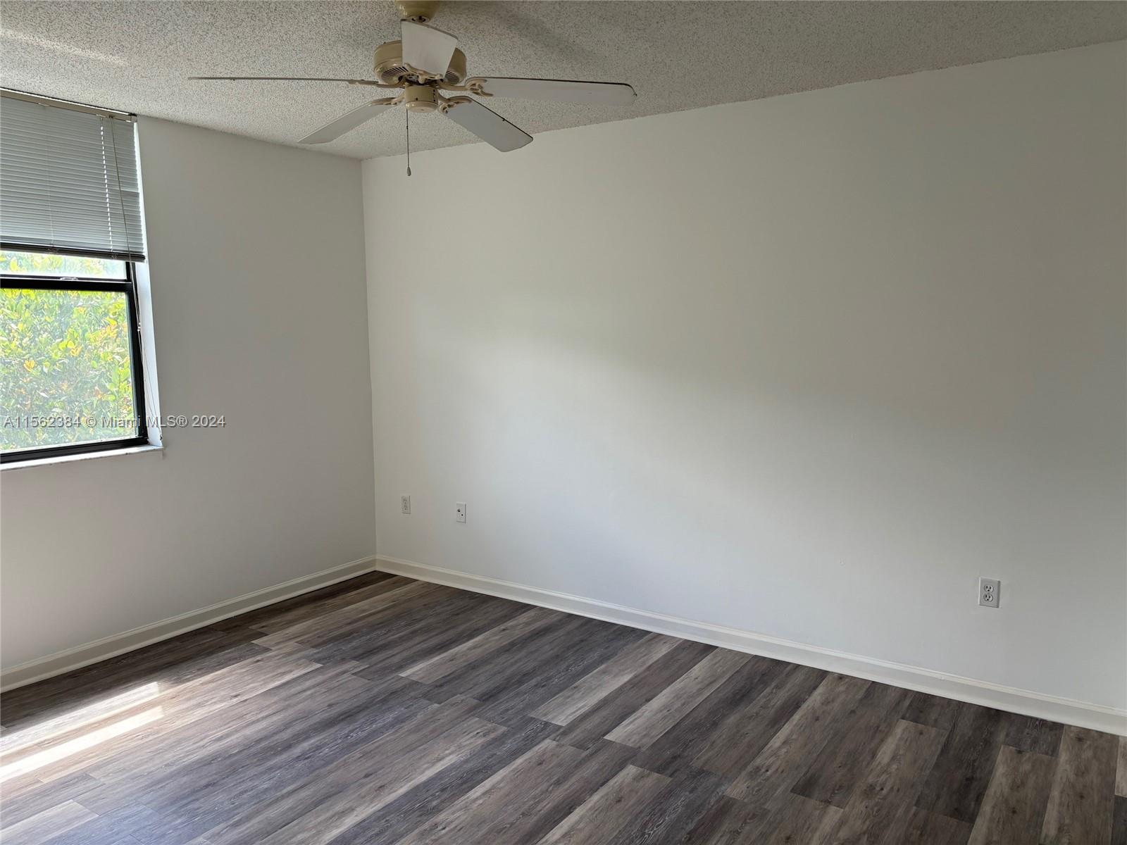 1919 Van Buren St 413A, Hollywood, Florida 33020, 1 Bedroom Bedrooms, ,1 BathroomBathrooms,Residentiallease,For Rent,1919 Van Buren St 413A,A11562384