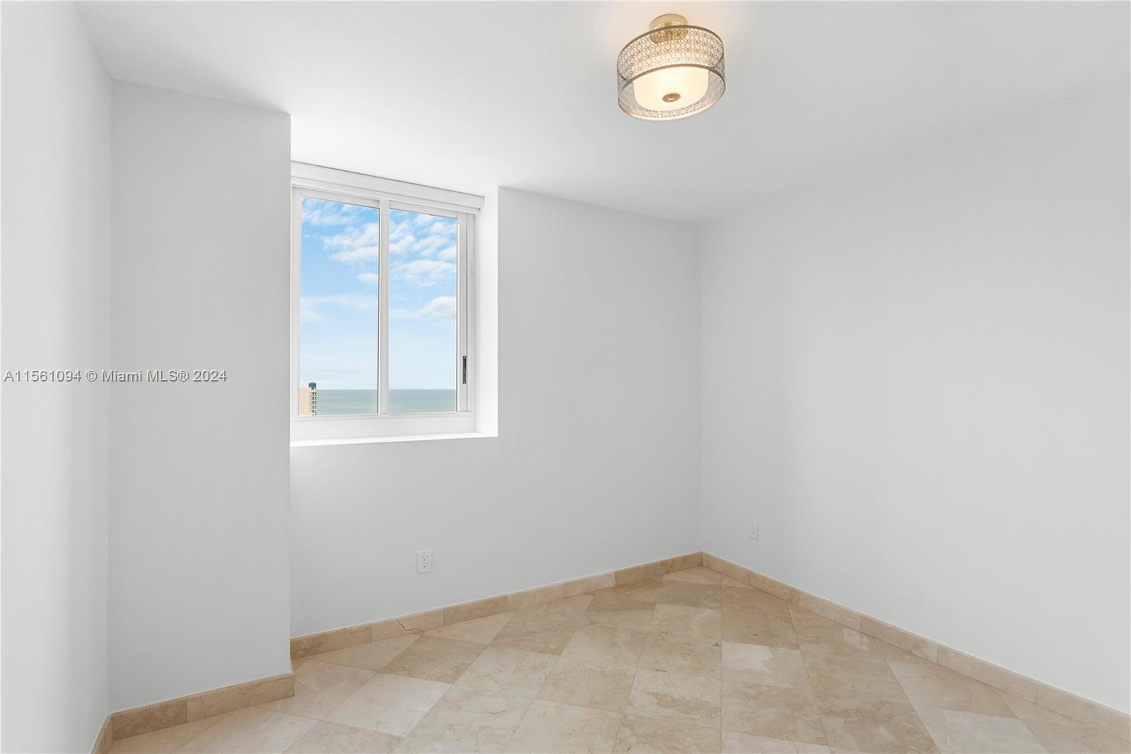 4779 Collins Ave 2707, Miami Beach, Florida 33140, 2 Bedrooms Bedrooms, ,2 BathroomsBathrooms,Residentiallease,For Rent,4779 Collins Ave 2707,A11561094
