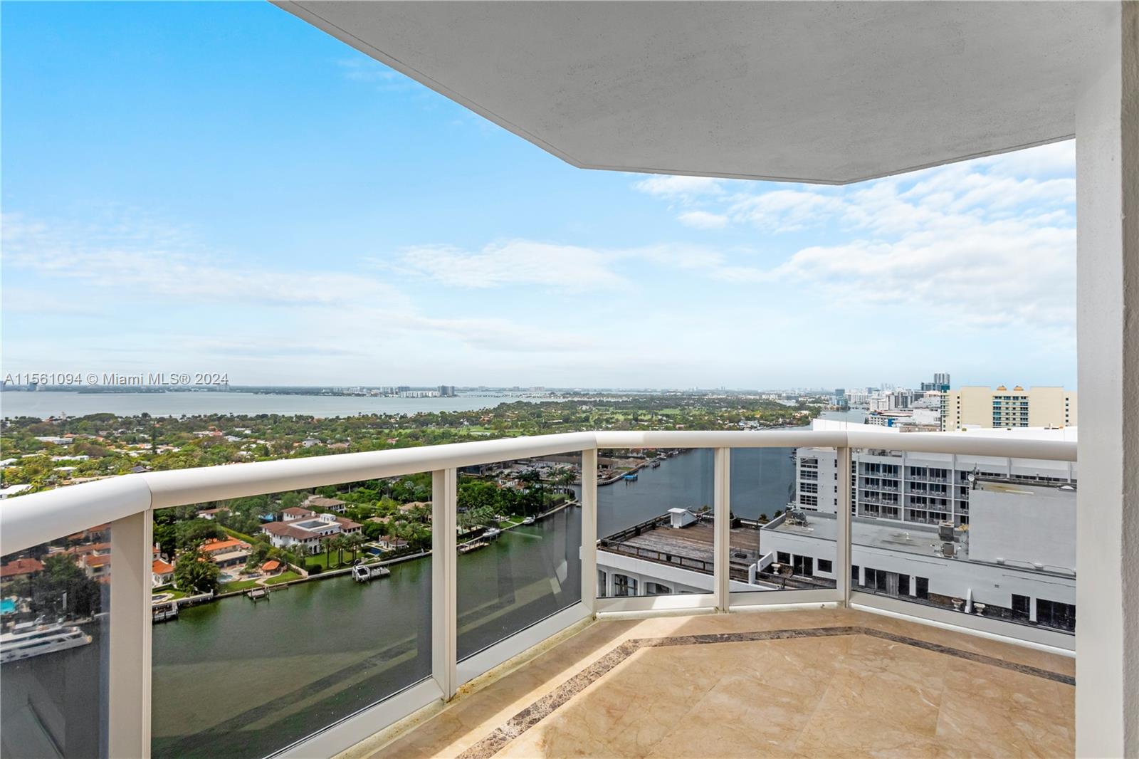 4779 Collins Ave 2707, Miami Beach, Florida 33140, 2 Bedrooms Bedrooms, ,2 BathroomsBathrooms,Residentiallease,For Rent,4779 Collins Ave 2707,A11561094