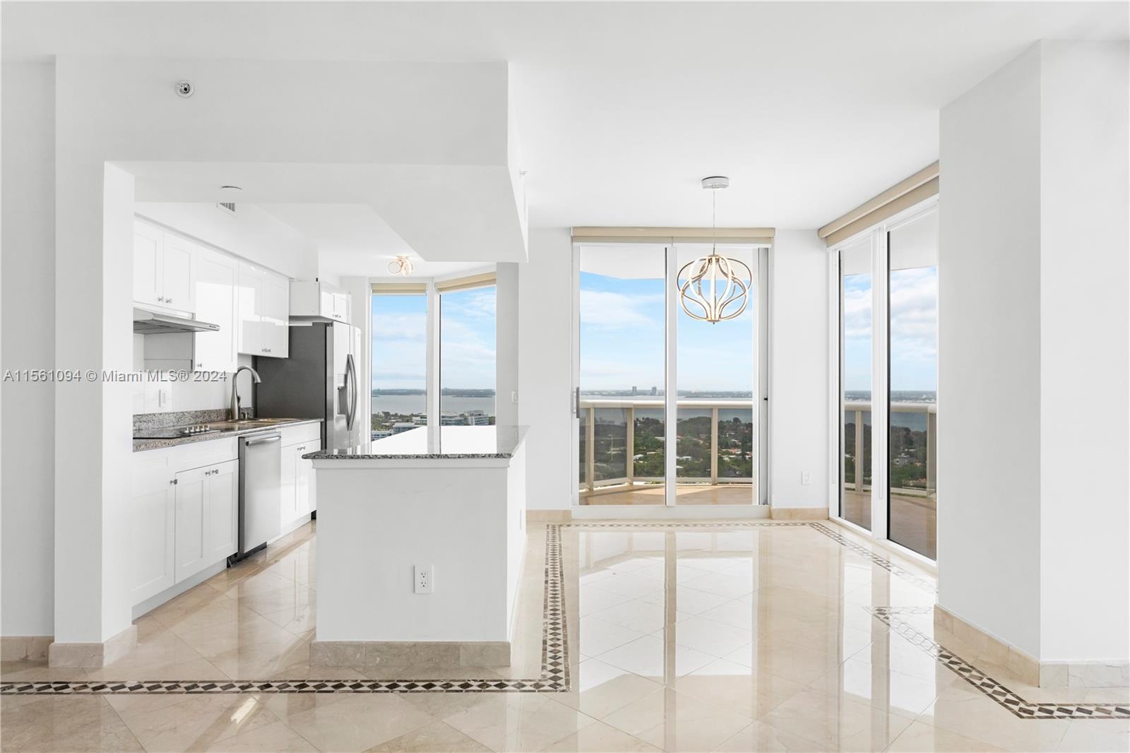 4779 Collins Ave 2707, Miami Beach, Florida 33140, 2 Bedrooms Bedrooms, ,2 BathroomsBathrooms,Residentiallease,For Rent,4779 Collins Ave 2707,A11561094