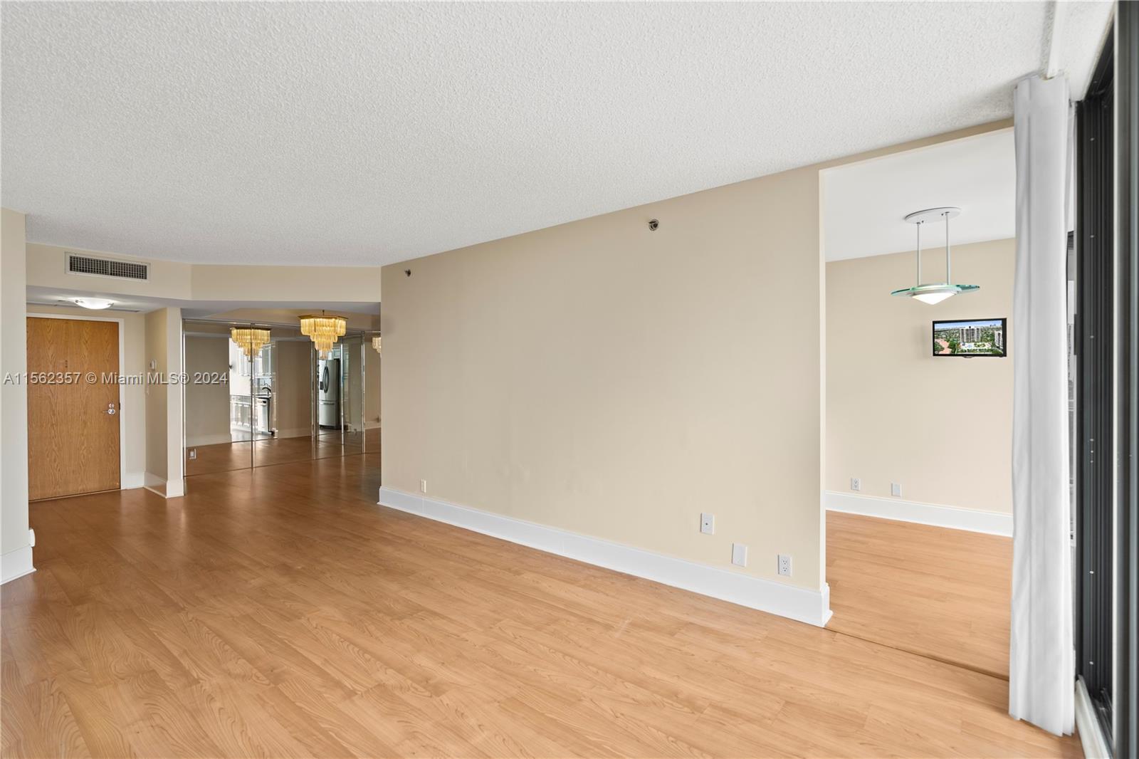 3600 YACHT CLUB DR 704, Aventura, Florida 33180, 2 Bedrooms Bedrooms, ,2 BathroomsBathrooms,Residential,For Sale,3600 YACHT CLUB DR 704,A11562357