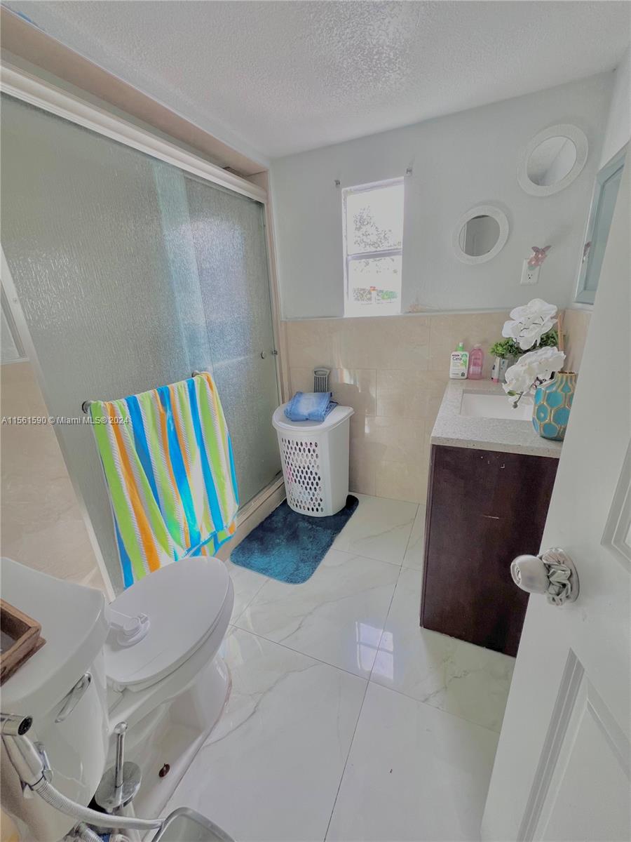 21830 NW 7th Mnr, Pembroke Pines, Florida 33029, 2 Bedrooms Bedrooms, ,1 BathroomBathrooms,Residential,For Sale,21830 NW 7th Mnr,A11561590