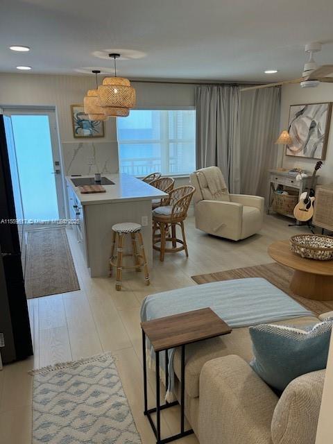 901 S Surf Rd 504, Hollywood, Florida 33019, 1 Bedroom Bedrooms, ,1 BathroomBathrooms,Residential,For Sale,901 S Surf Rd 504,A11559617