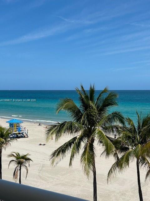 901 S Surf Rd 504, Hollywood, Florida 33019, 1 Bedroom Bedrooms, ,1 BathroomBathrooms,Residential,For Sale,901 S Surf Rd 504,A11559617