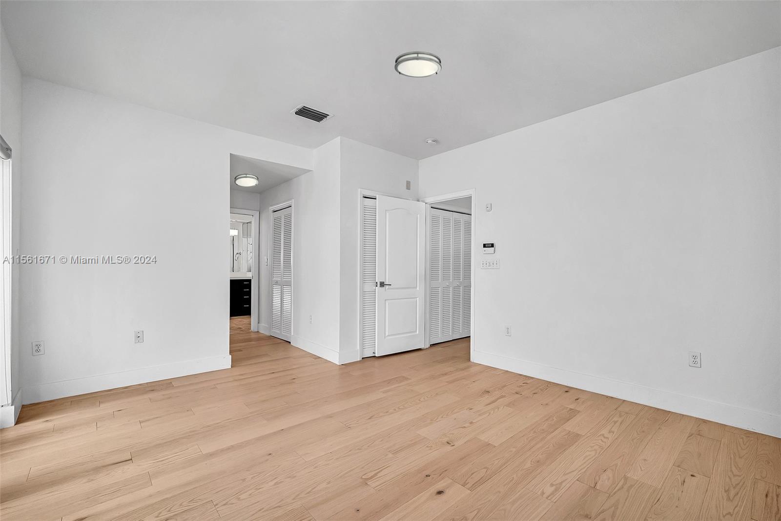 1135 Asturia Ave, Coral Gables, Florida 33134, 4 Bedrooms Bedrooms, ,4 BathroomsBathrooms,Residentiallease,For Rent,1135 Asturia Ave,A11561671