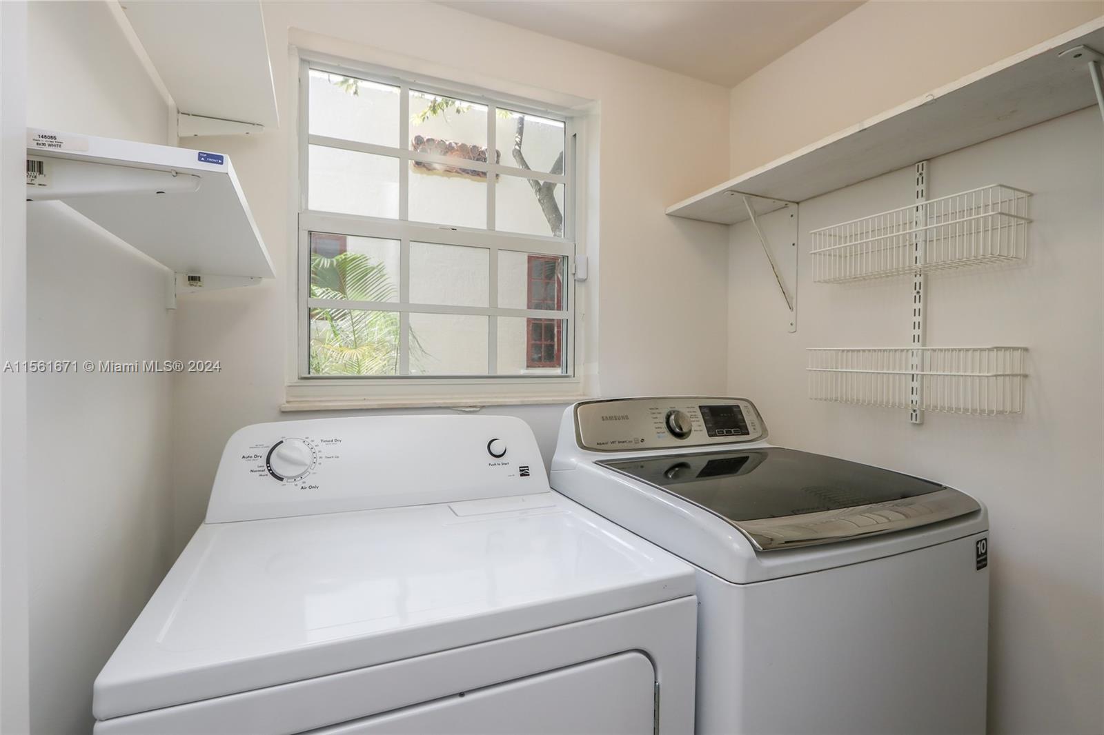 1135 Asturia Ave, Coral Gables, Florida 33134, 4 Bedrooms Bedrooms, ,4 BathroomsBathrooms,Residentiallease,For Rent,1135 Asturia Ave,A11561671