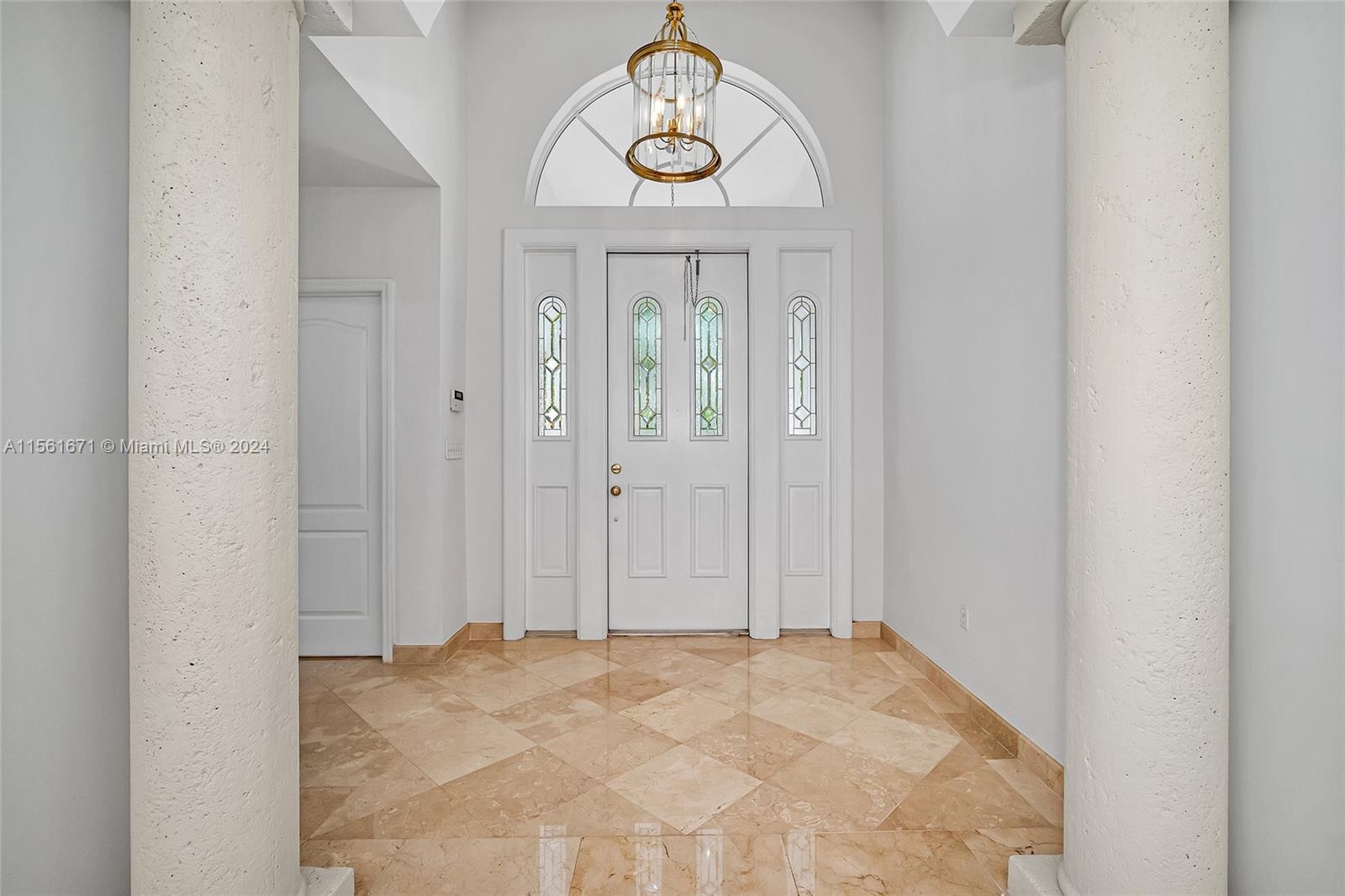 1135 Asturia Ave, Coral Gables, Florida 33134, 4 Bedrooms Bedrooms, ,4 BathroomsBathrooms,Residentiallease,For Rent,1135 Asturia Ave,A11561671