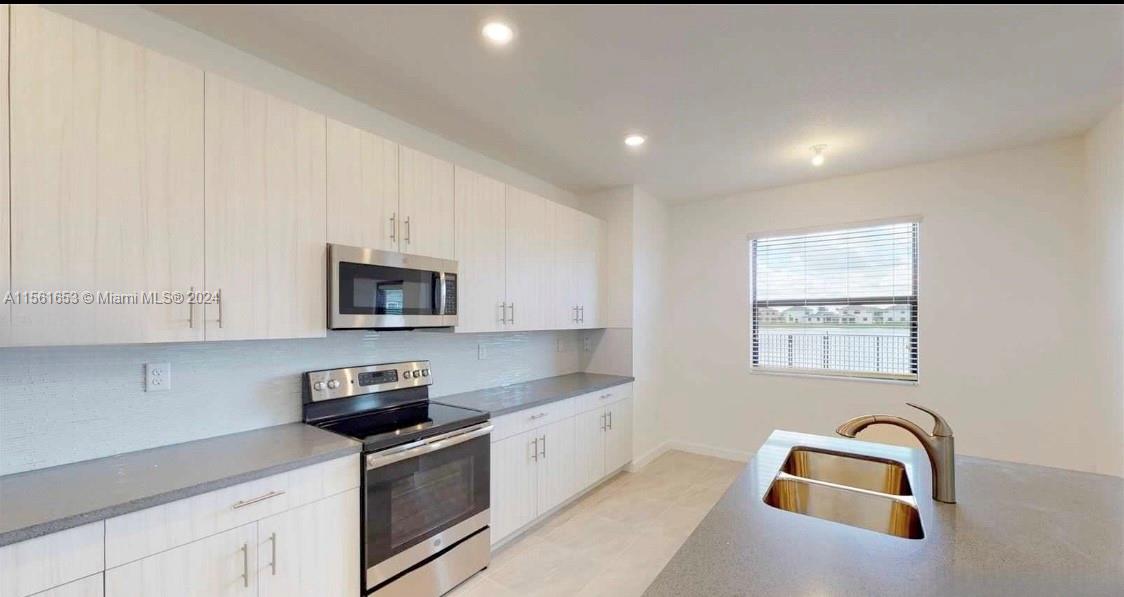 4454 SW 158th Ave, Miami, Florida 33185, 4 Bedrooms Bedrooms, ,3 BathroomsBathrooms,Residential,For Sale,4454 SW 158th Ave,A11561653