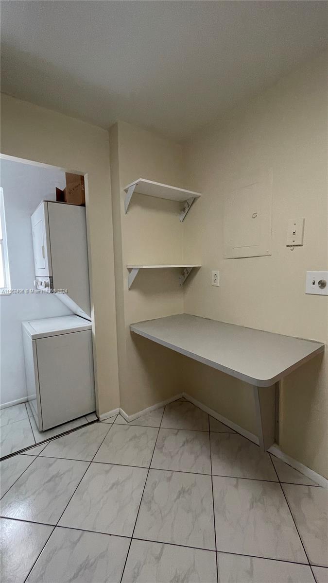 8051 S Colony Cir S 105, Tamarac, Florida 33321, 2 Bedrooms Bedrooms, ,2 BathroomsBathrooms,Residentiallease,For Rent,8051 S Colony Cir S 105,A11562406