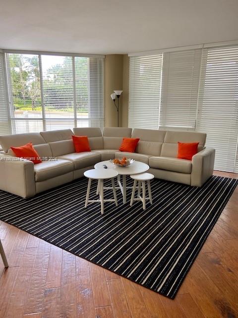 21150 NE 38th Ave 405, Aventura, Florida 33180, 1 Bedroom Bedrooms, ,1 BathroomBathrooms,Residentiallease,For Rent,21150 NE 38th Ave 405,A11561534