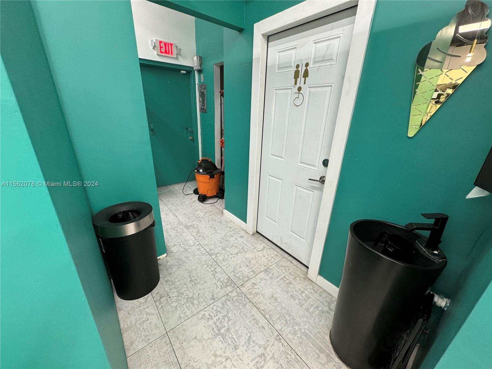 5818 Stirling Rd, Hollywood, Florida 33021, ,Businessopportunity,For Sale,5818 Stirling Rd,A11562078