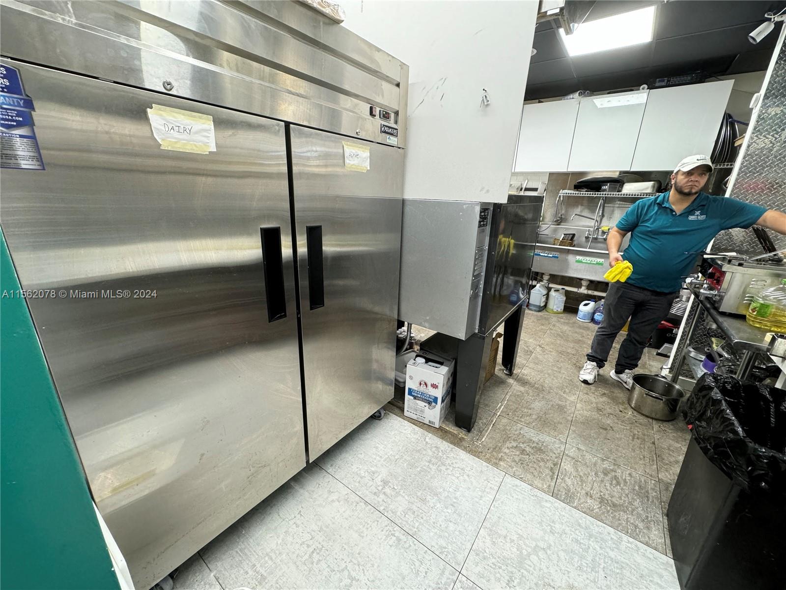 5818 Stirling Rd, Hollywood, Florida 33021, ,Businessopportunity,For Sale,5818 Stirling Rd,A11562078