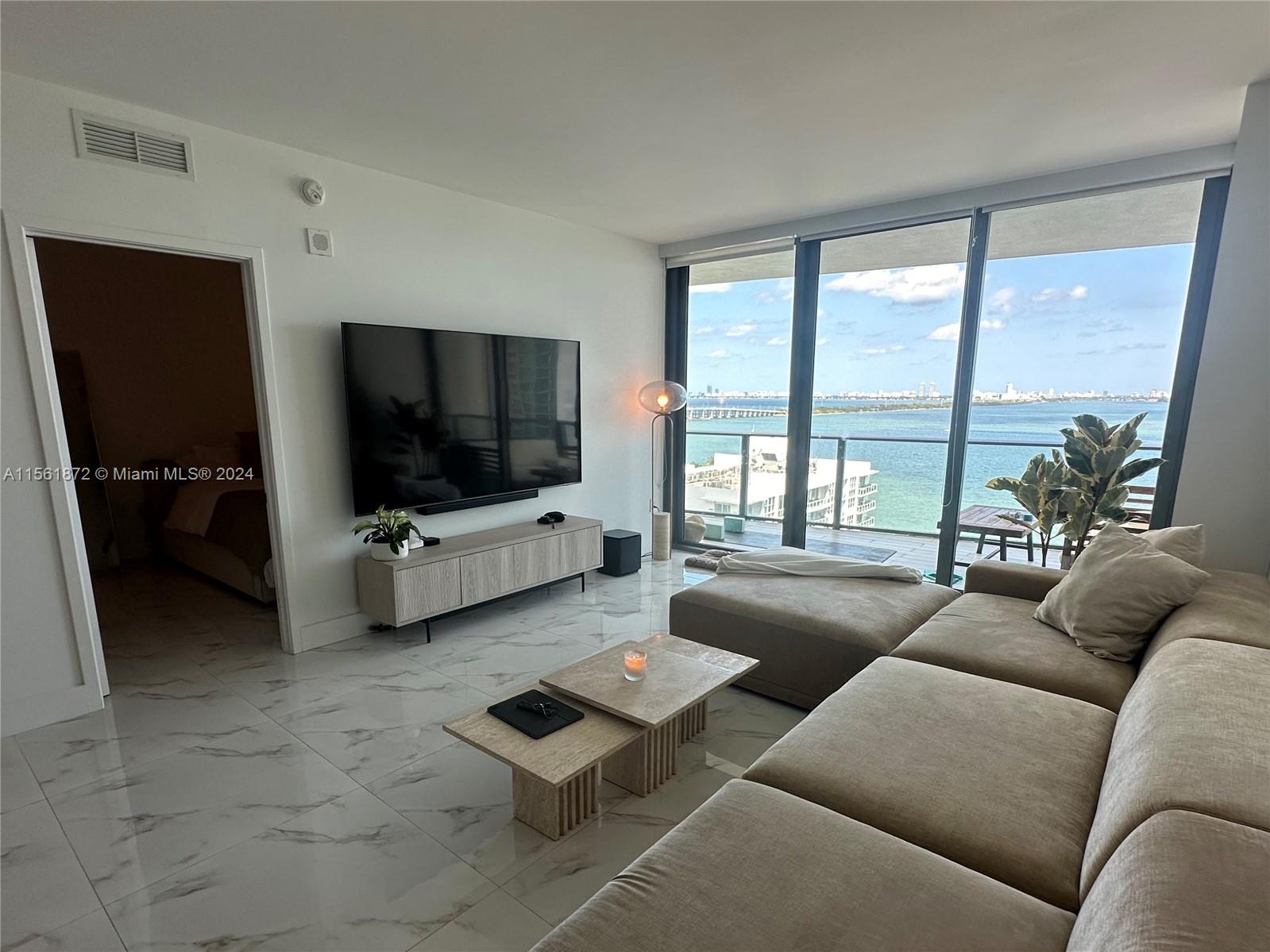 460 NE 28th St 1603, Miami, Florida 33137, 2 Bedrooms Bedrooms, ,2 BathroomsBathrooms,Residentiallease,For Rent,460 NE 28th St 1603,A11561872