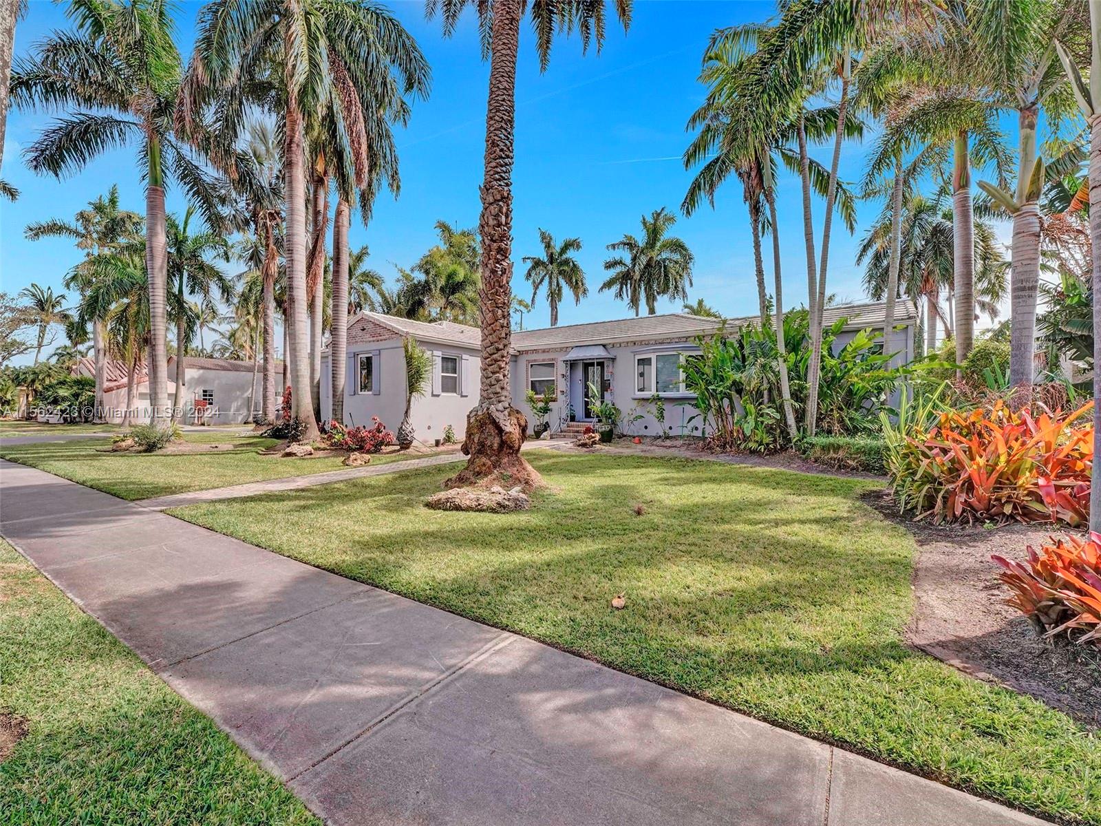 900 Tyler St, Hollywood, Florida 33019, 4 Bedrooms Bedrooms, ,4 BathroomsBathrooms,Residential,For Sale,900 Tyler St,A11562423