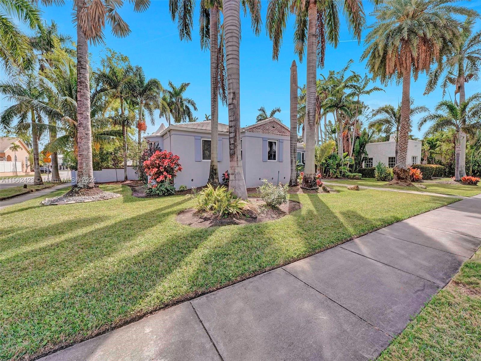 900 Tyler St, Hollywood, Florida 33019, 4 Bedrooms Bedrooms, ,4 BathroomsBathrooms,Residential,For Sale,900 Tyler St,A11562423