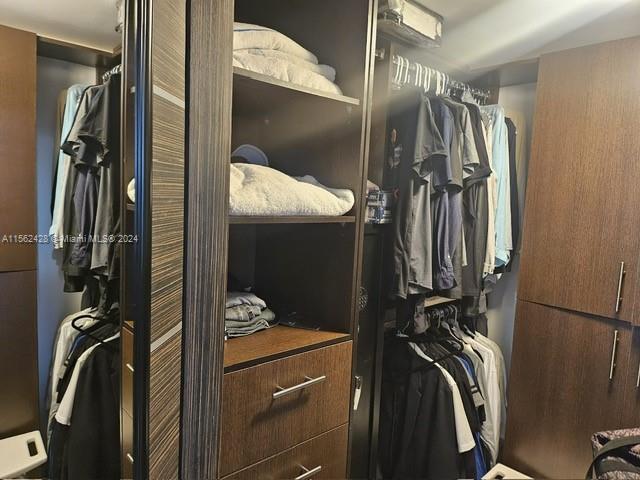 1830 S Ocean Dr 2403, Hallandale Beach, Florida 33009, 3 Bedrooms Bedrooms, ,3 BathroomsBathrooms,Residentiallease,For Rent,1830 S Ocean Dr 2403,A11562428