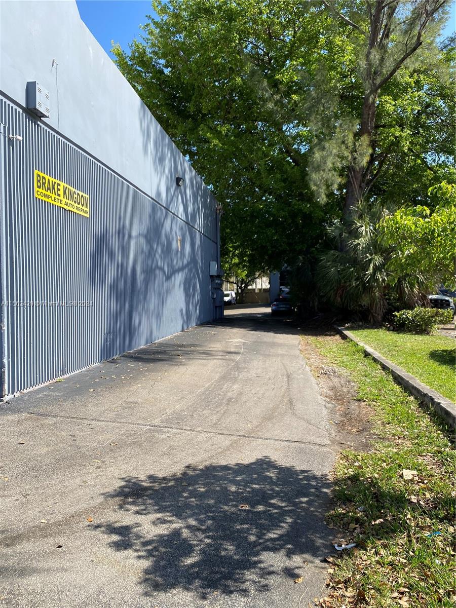 Hallandale Beach, Florida 33009, ,Businessopportunity,For Sale,A11562429