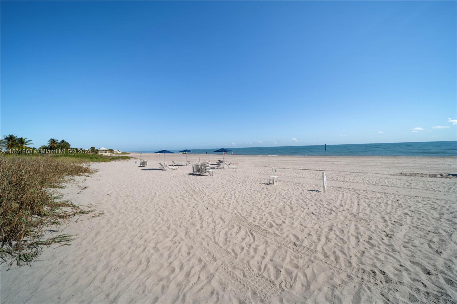 ENJOY A BEAUTIFUL LIFESTYLE AT KEY BISCAYNE!! COMPLETELY REMODELED UNIT AT THE COMMODORE CLUB WEST WITH OPEN VIEWS MIAMI SKYLINE, OCEAN AND KEYBISCAYNE RESERVE. 1BD/1.5BA, HIGH IMPACT WINDOWS, LOTS OF NATURAL LIGHT, STAINLESS STEEL APPLIANCES, GRANITE COUNTERTOPS, MARBLE BATHS, SPACIOUS BEDROOM WITH WALK-IN CLOSETS, PRIVATE BALCONY, 1 PARKING SPACE ASSIGNED AND MUCH MORE. BEACHFRONT ACCESS AND ALL AMENITIES. FOR MORE INFORMATION CONTACT LISTING AGENT. NOT SUBJECT TO APPRAISAL.