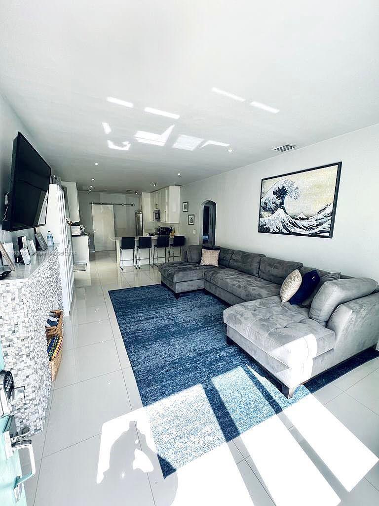 1265 SW 19th Ter 0, Miami, Florida 33145, 3 Bedrooms Bedrooms, ,3 BathroomsBathrooms,Residentiallease,For Rent,1265 SW 19th Ter 0,A11562080