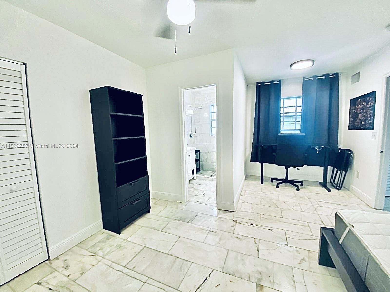 1526 Pennsylvania Ave 20, Miami Beach, Florida 33139, 1 Bedroom Bedrooms, ,1 BathroomBathrooms,Residentiallease,For Rent,1526 Pennsylvania Ave 20,A11562353