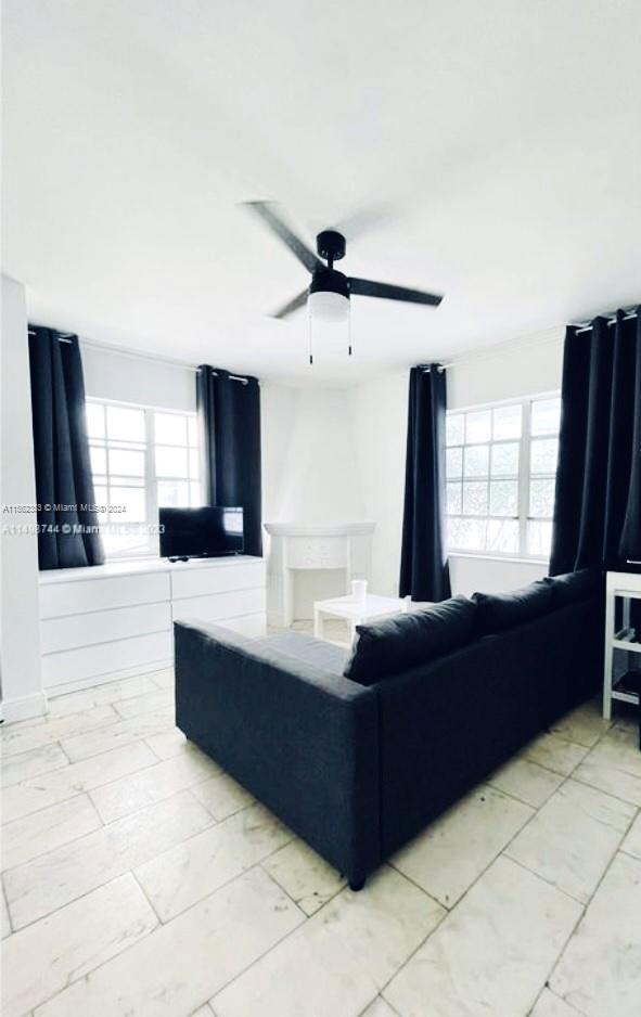 1526 Pennsylvania Ave 20, Miami Beach, Florida 33139, 1 Bedroom Bedrooms, ,1 BathroomBathrooms,Residentiallease,For Rent,1526 Pennsylvania Ave 20,A11562353