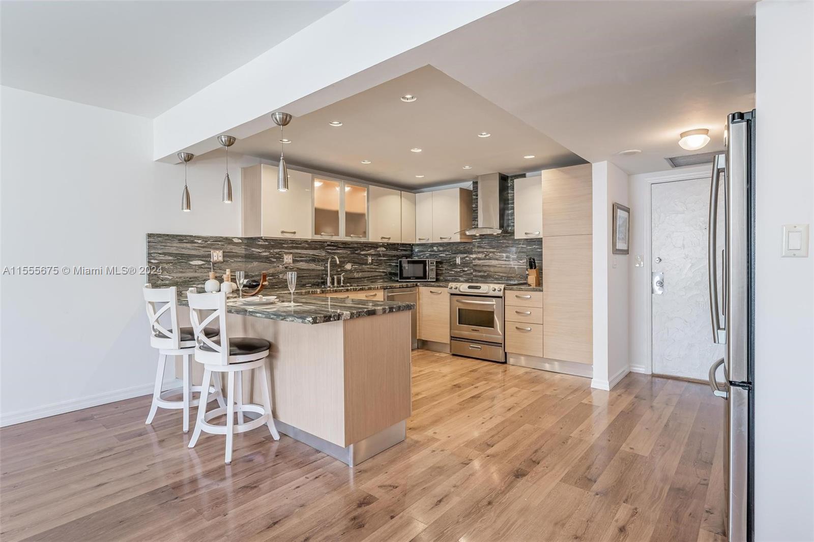 500 Three Islands Blvd 919, Hallandale Beach, Florida 33009, 1 Bedroom Bedrooms, ,1 BathroomBathrooms,Residentiallease,For Rent,500 Three Islands Blvd 919,A11555675