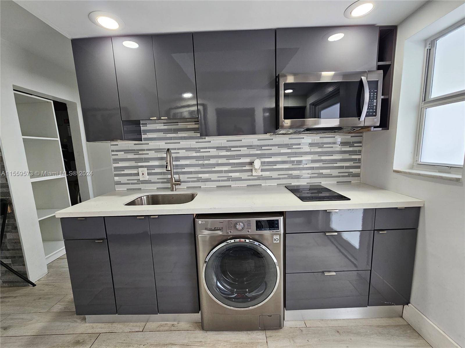 910 Jefferson Ave 5B, Miami Beach, Florida 33139, ,1 BathroomBathrooms,Residential,For Sale,910 Jefferson Ave 5B,A11559573