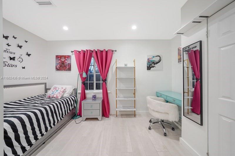 4630 Royal Palm Ave, Miami Beach, Florida 33140, 6 Bedrooms Bedrooms, ,4 BathroomsBathrooms,Residentiallease,For Rent,4630 Royal Palm Ave,A11562435