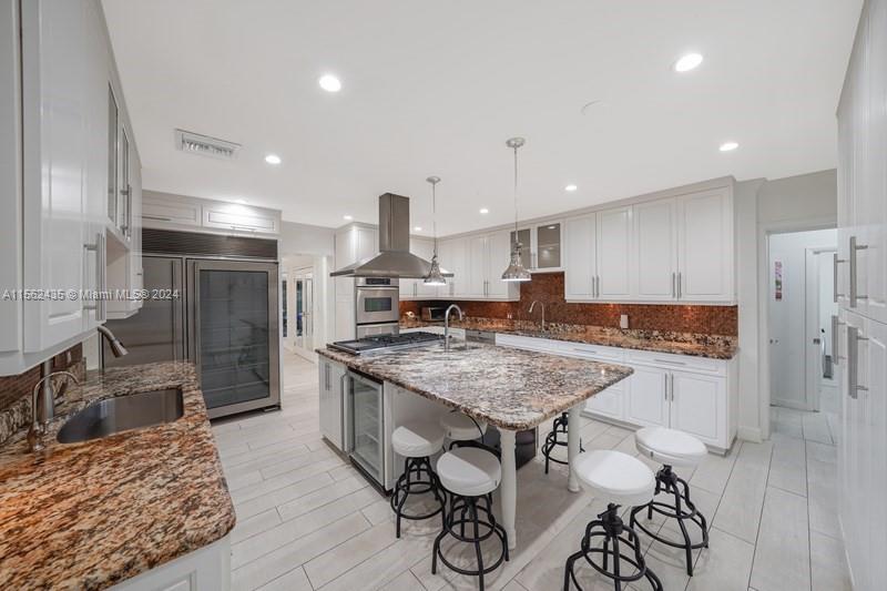 4630 Royal Palm Ave, Miami Beach, Florida 33140, 6 Bedrooms Bedrooms, ,4 BathroomsBathrooms,Residentiallease,For Rent,4630 Royal Palm Ave,A11562435