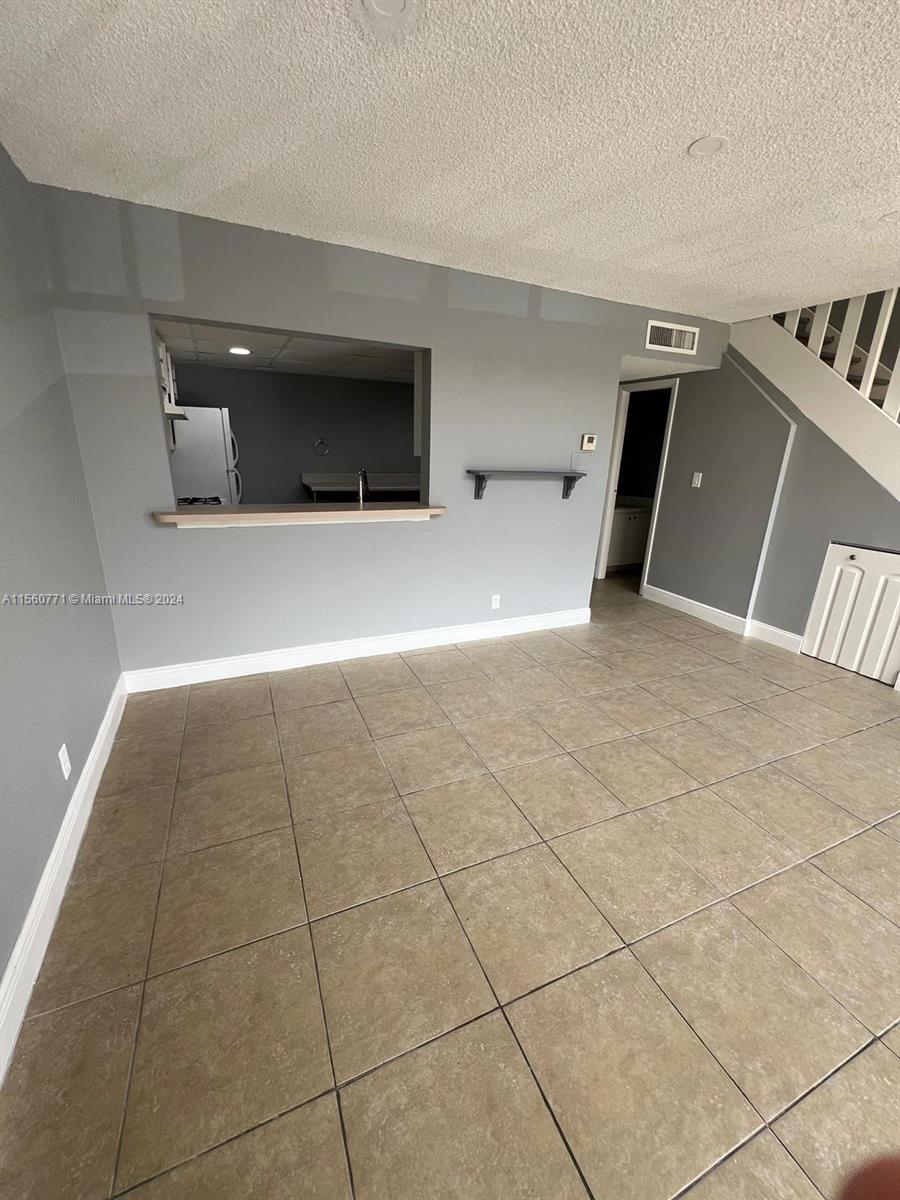 18051 NW 68th Ave K-204, Hialeah, Florida 33015, 1 Bedroom Bedrooms, ,1 BathroomBathrooms,Residentiallease,For Rent,18051 NW 68th Ave K-204,A11560771