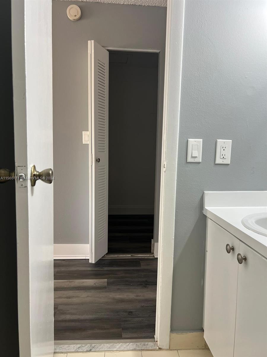 18051 NW 68th Ave K-204, Hialeah, Florida 33015, 1 Bedroom Bedrooms, ,1 BathroomBathrooms,Residentiallease,For Rent,18051 NW 68th Ave K-204,A11560771