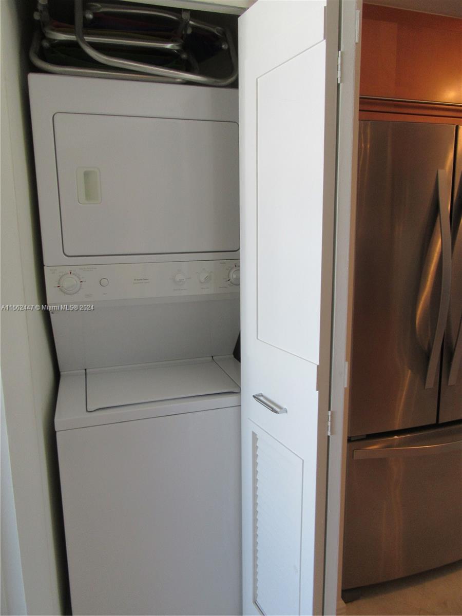 6365 Collins Ave 2509, Miami Beach, Florida 33141, 1 Bedroom Bedrooms, ,1 BathroomBathrooms,Residentiallease,For Rent,6365 Collins Ave 2509,A11562447