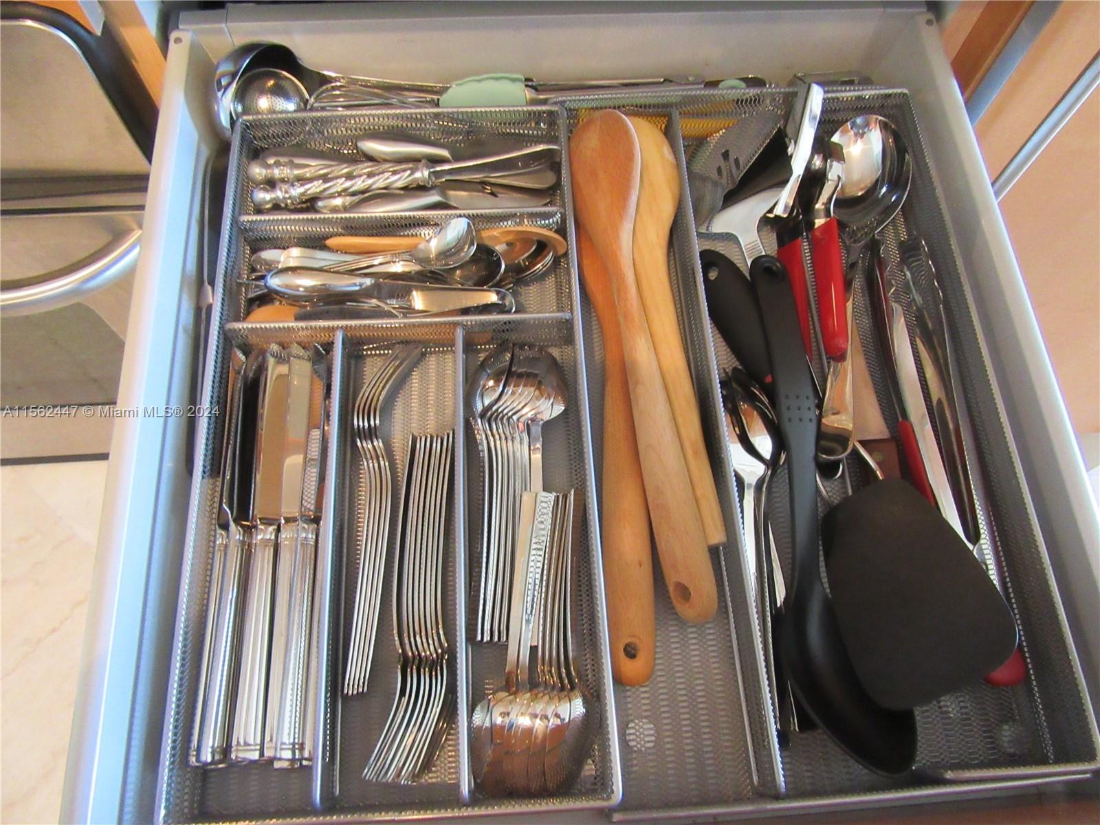 6365 Collins Ave 2509, Miami Beach, Florida 33141, 1 Bedroom Bedrooms, ,1 BathroomBathrooms,Residentiallease,For Rent,6365 Collins Ave 2509,A11562447