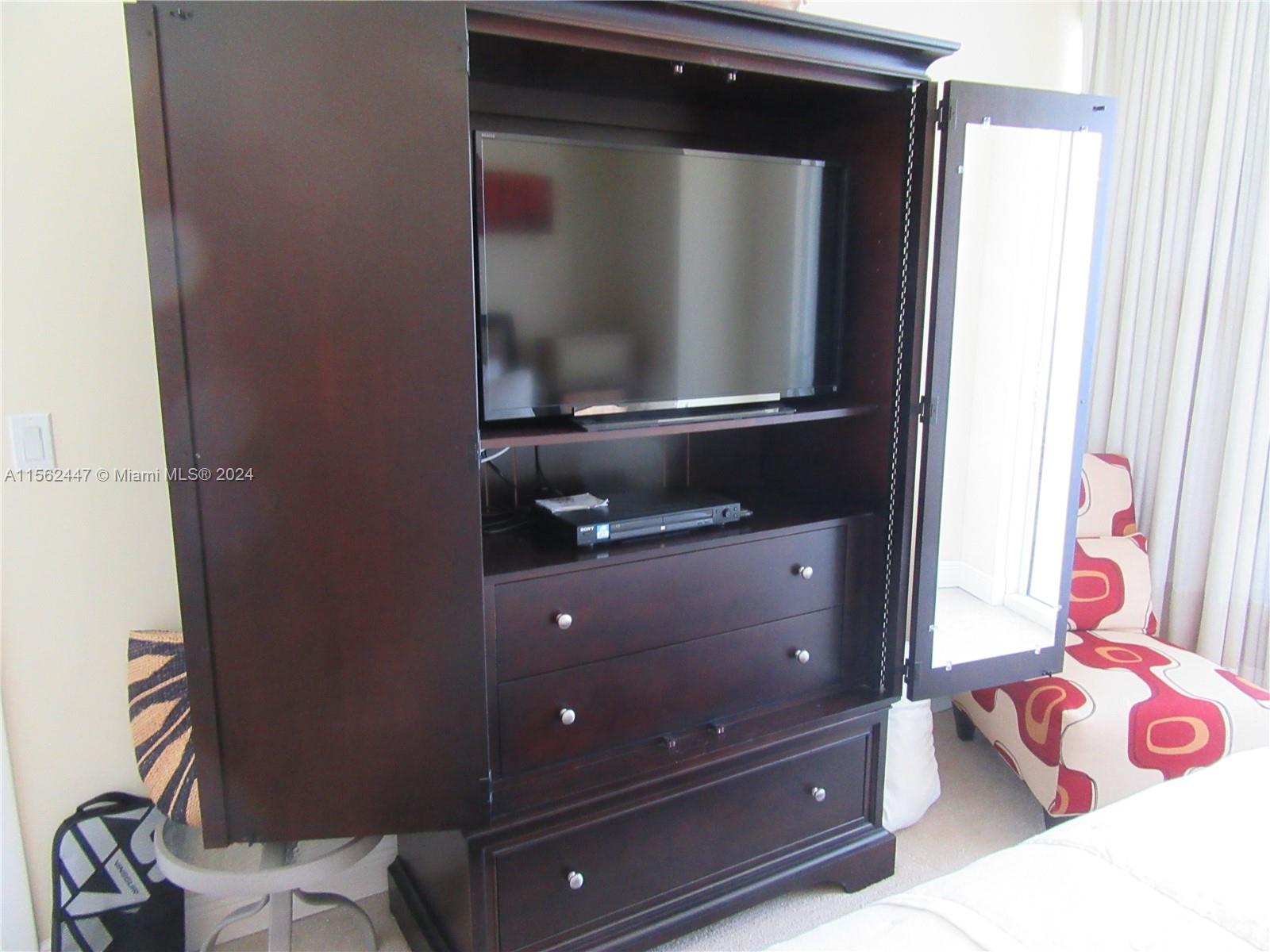 6365 Collins Ave 2509, Miami Beach, Florida 33141, 1 Bedroom Bedrooms, ,1 BathroomBathrooms,Residentiallease,For Rent,6365 Collins Ave 2509,A11562447