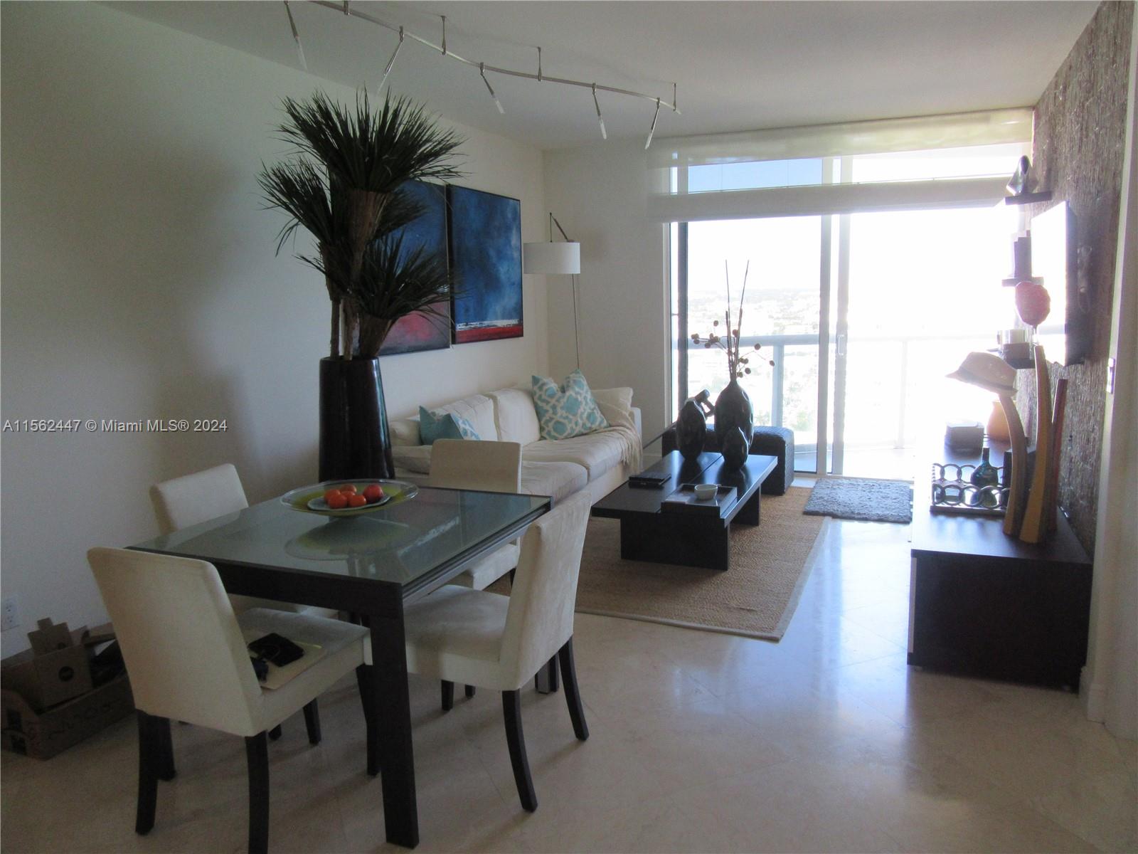 6365 Collins Ave 2509, Miami Beach, Florida 33141, 1 Bedroom Bedrooms, ,1 BathroomBathrooms,Residentiallease,For Rent,6365 Collins Ave 2509,A11562447
