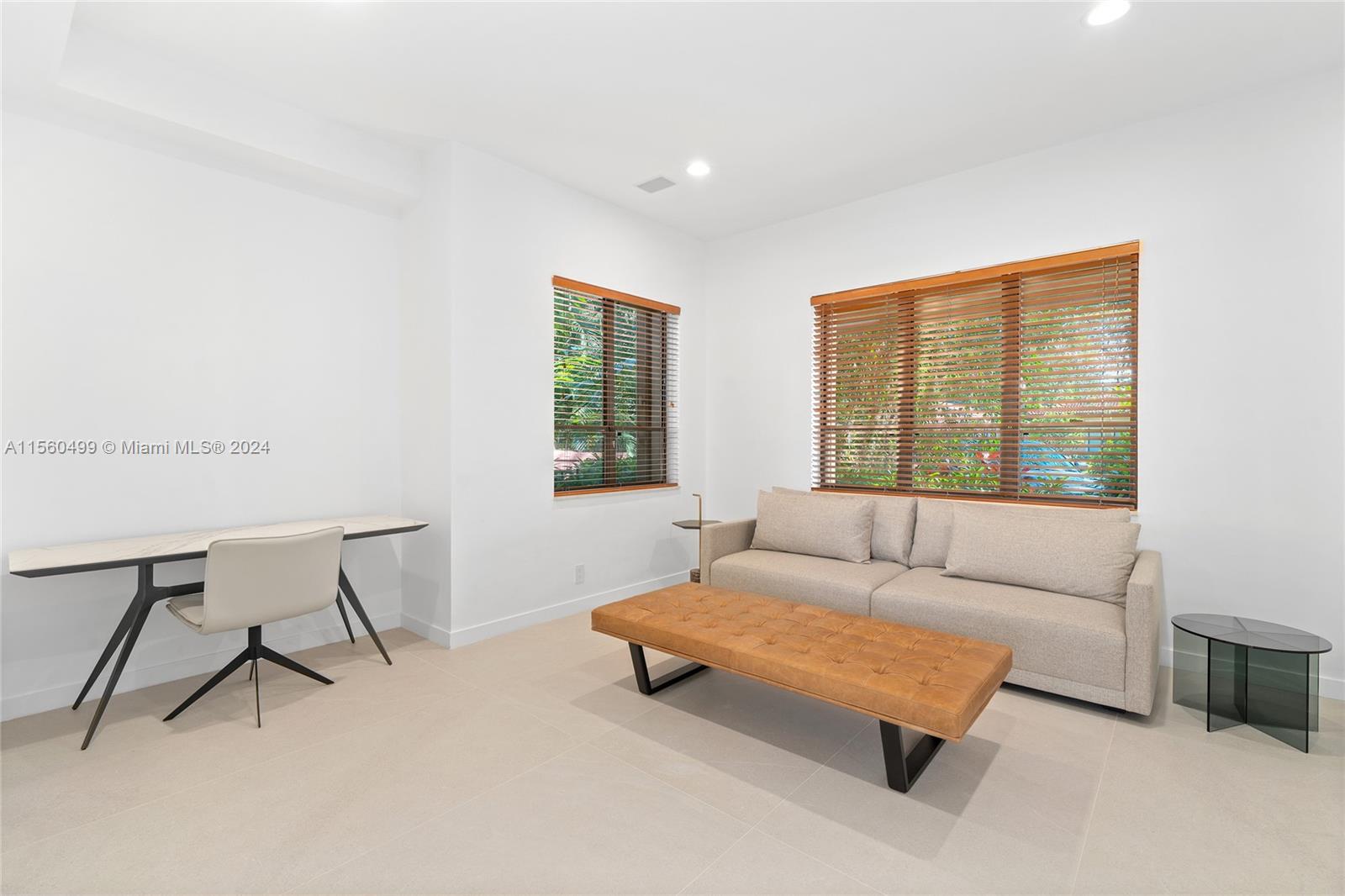 Listing Photo 14