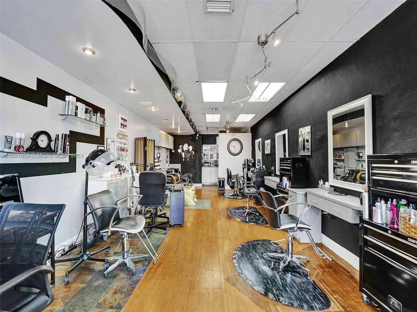 801 S Federal Hwy, Dania Beach, Florida 33004, ,Businessopportunity,For Sale,801 S Federal Hwy,A11561959