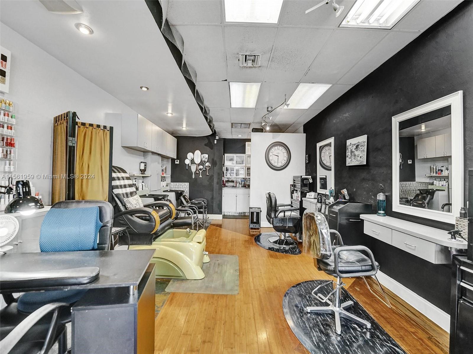 801 S Federal Hwy, Dania Beach, Florida 33004, ,Businessopportunity,For Sale,801 S Federal Hwy,A11561959