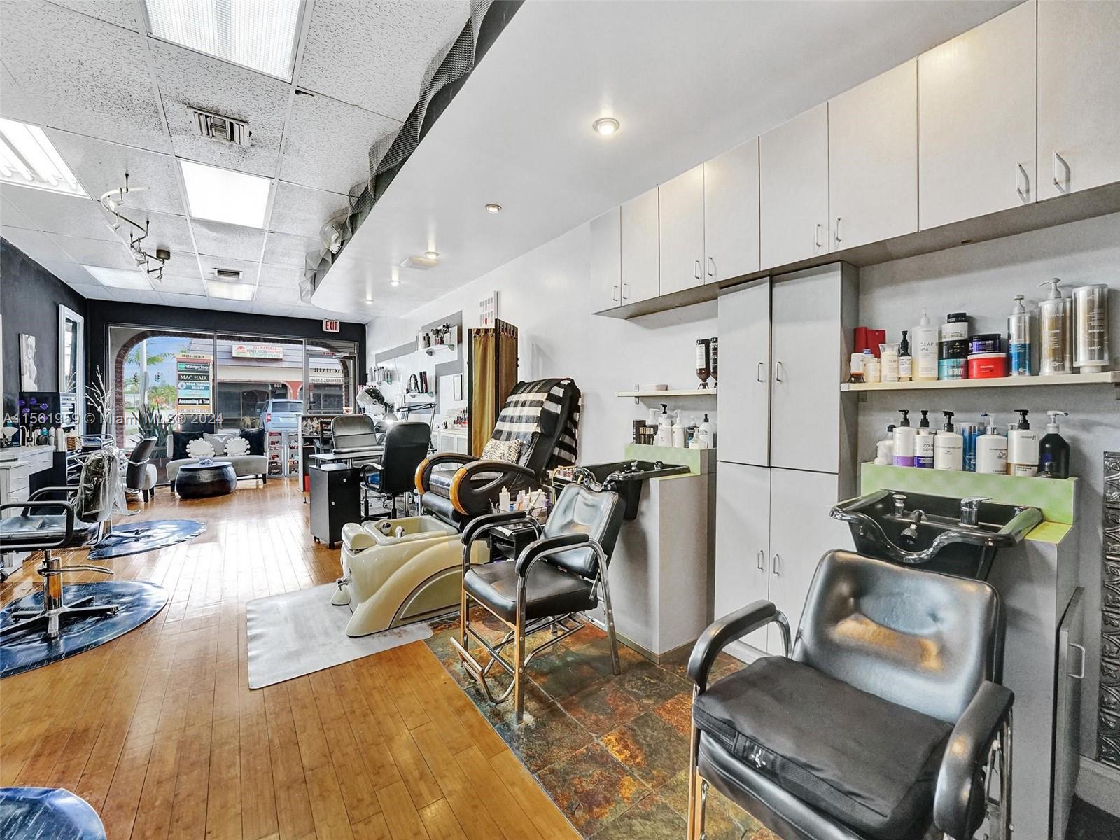 801 S Federal Hwy, Dania Beach, Florida 33004, ,Businessopportunity,For Sale,801 S Federal Hwy,A11561959