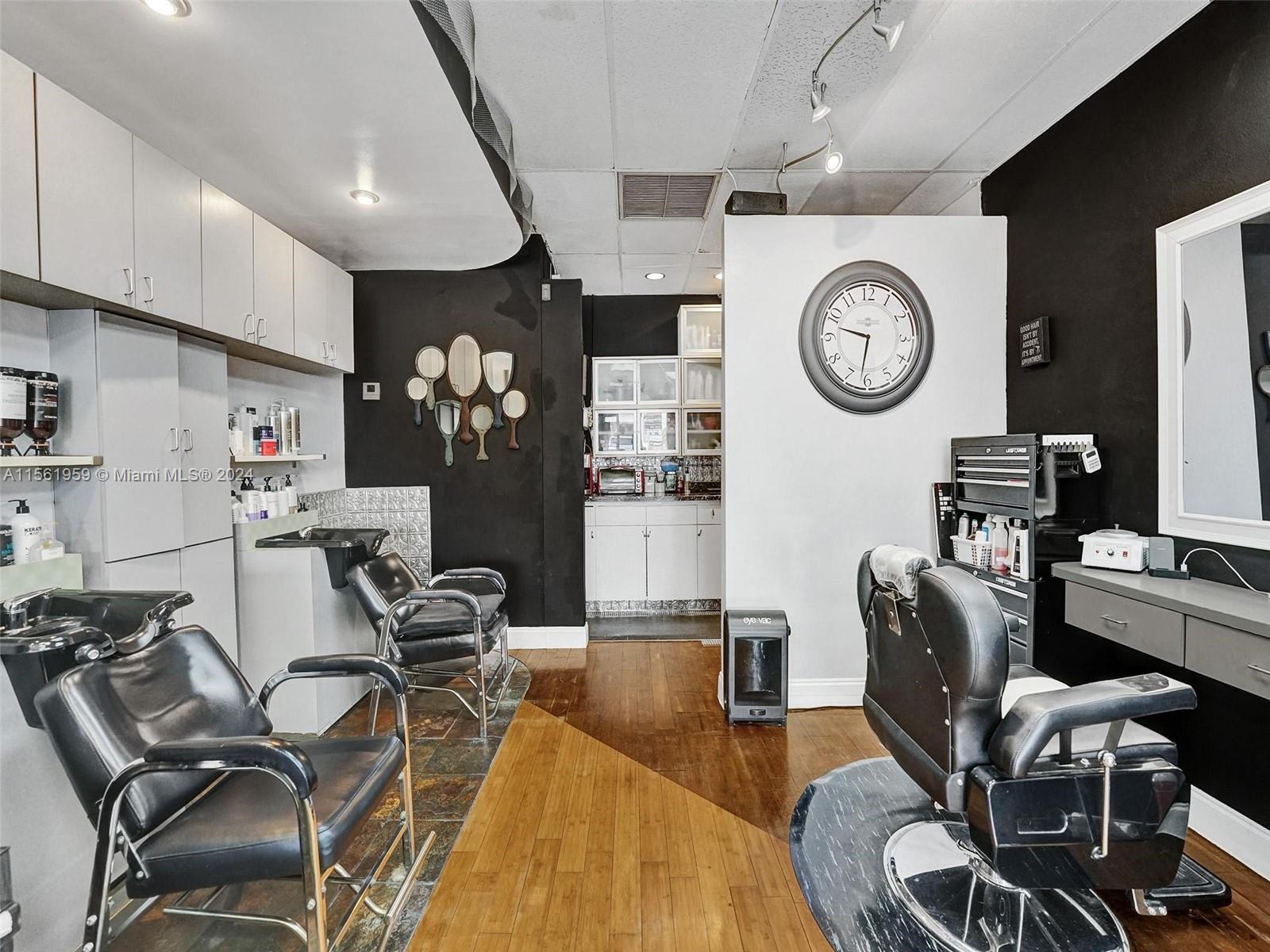 801 S Federal Hwy, Dania Beach, Florida 33004, ,Businessopportunity,For Sale,801 S Federal Hwy,A11561959